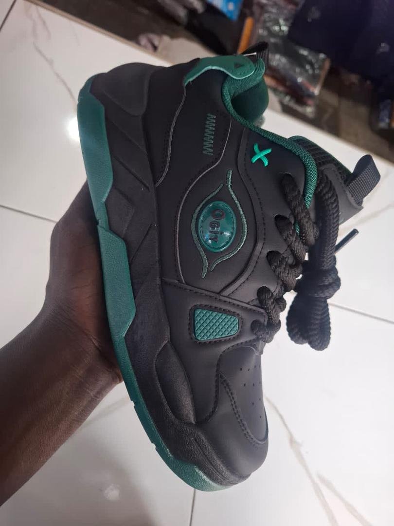 20e330d37650407da0736b4b70049324