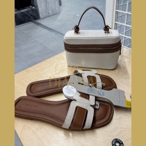 Ensemble sandales et sacoche Primark